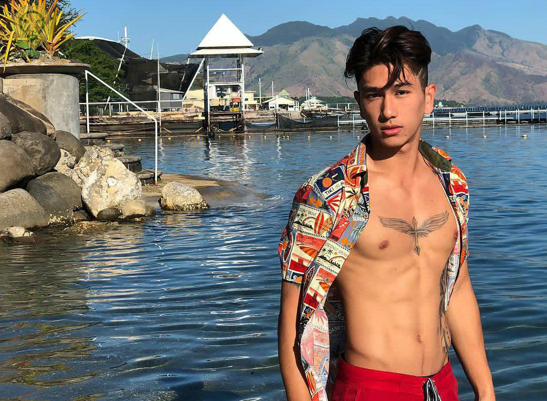 Andrea Brillantes Naked Photo - Nikko Natividad sends good vibes with an Instagram post that shows a bulge  in his pants- LionhearTV